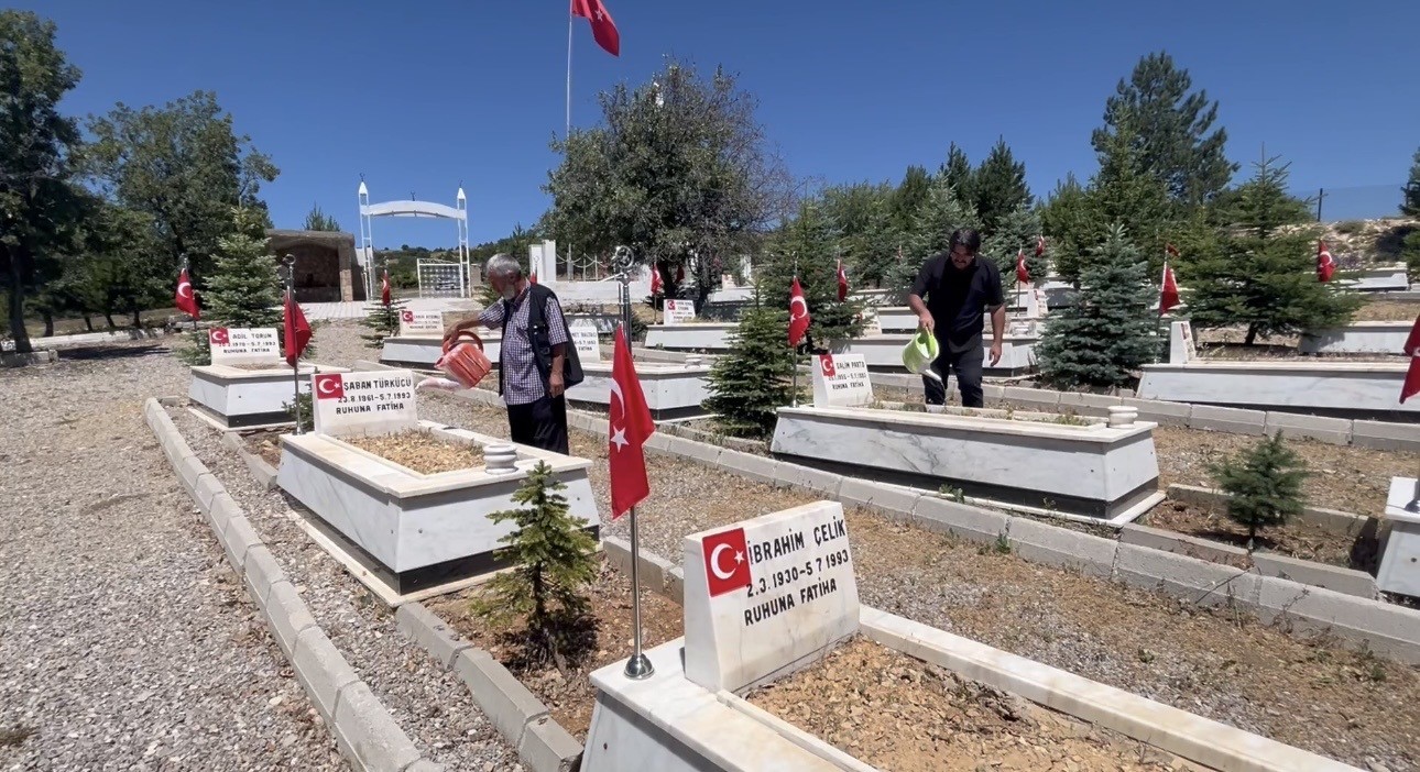 basbaglar sehitlerini unutmadilar cankiridan erzincana uzanan vefa 0 AJD1vvkr