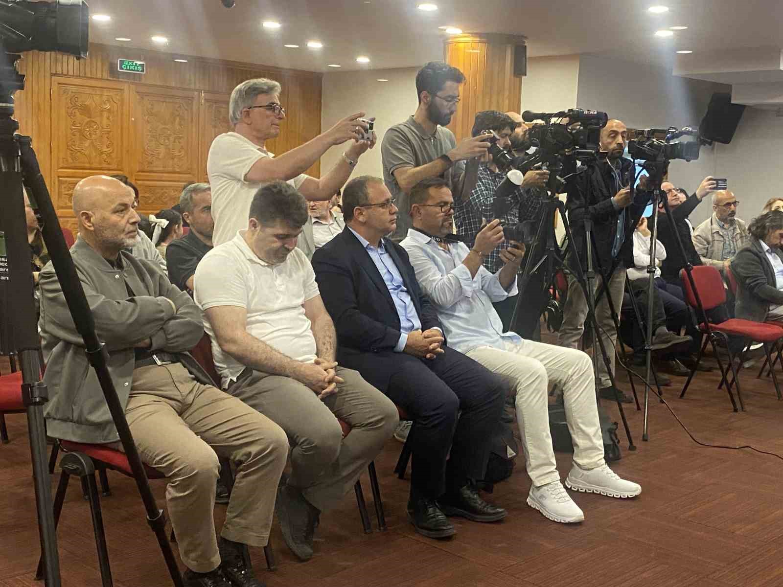 basibos kopek magdurlari panelde bulustu 2