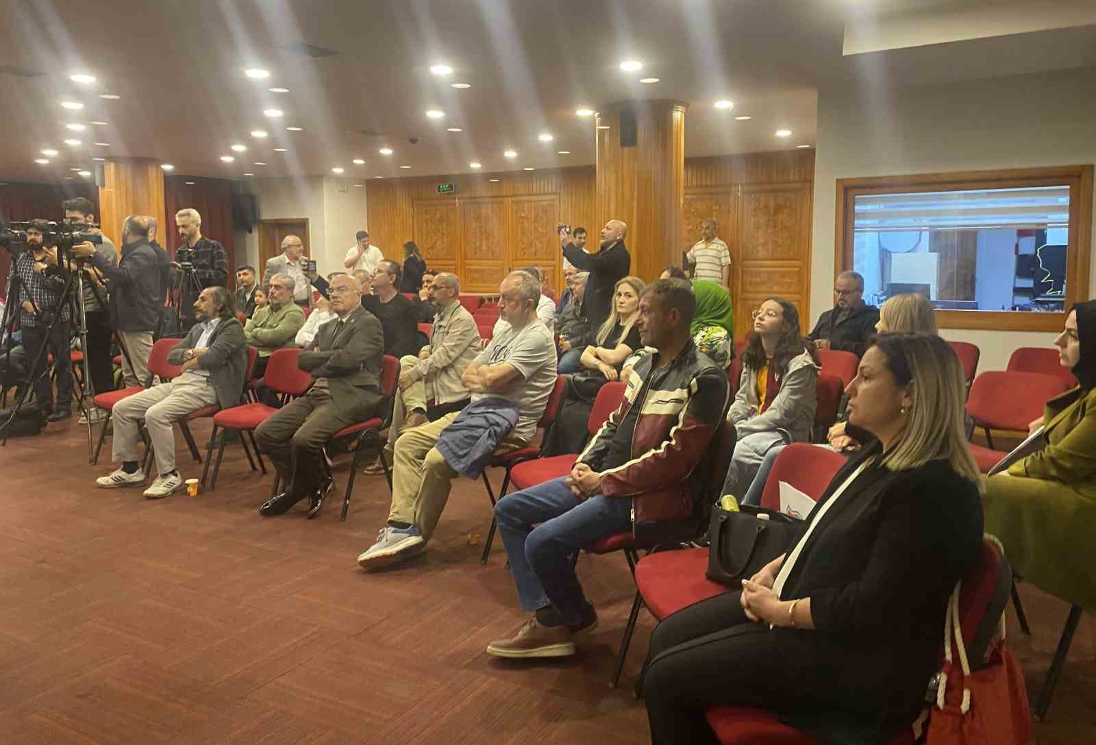 basibos kopek magdurlari panelde bulustu 3 fKgBUVJy