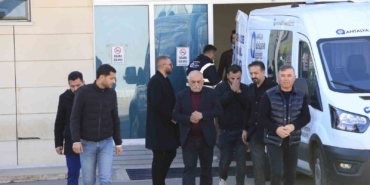 basindan-vurulmus-halde-esi-tarafindan-hastaneye-goturulen-kadin-hayatini-kaybetti-1RcXvLqV.jpg