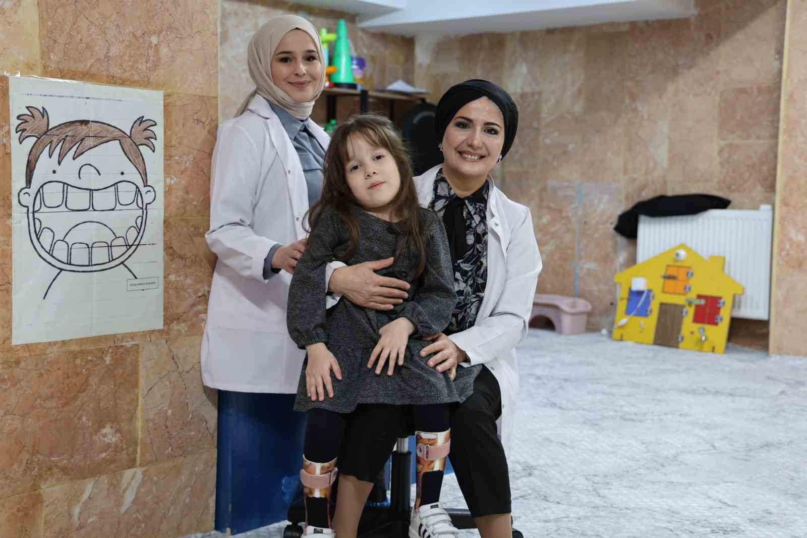 basini dahi kontrol edemiyordu bale gosterisi yapmaya basladi 3 2FqOkiuM