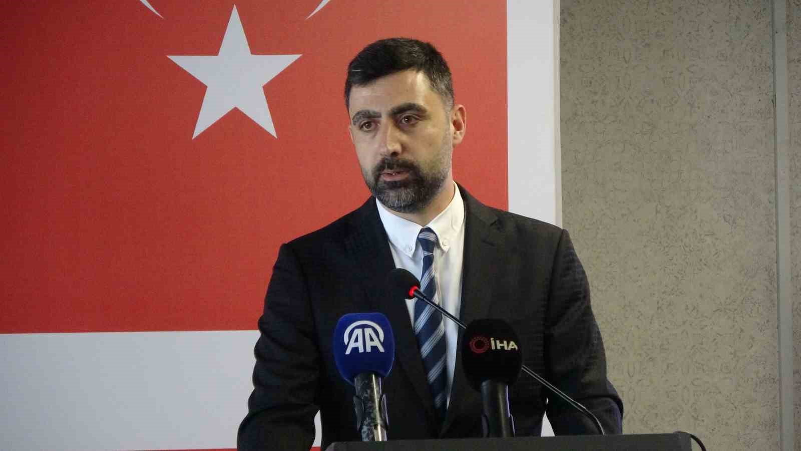 Basının geleceği ve yaşanan zorluklar masaya yatırıldı 6 basinin gelecegi ve yasanan zorluklar masaya yatirildi 2 MPNEsN8L