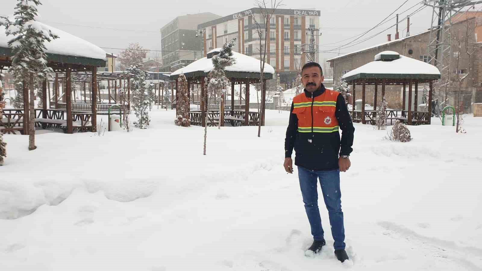 baskalede 19 yerlesim yerinin yolu ulasima kapandi 1 WBdYvIOU