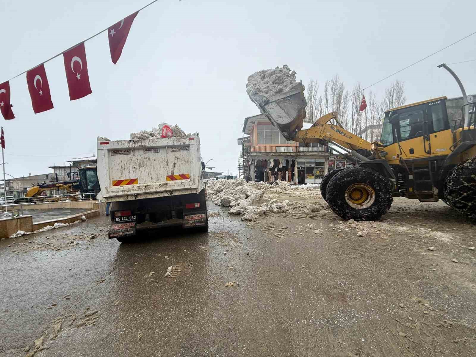 baskalede kar kalinligi 20 santimetreyi gecti 3 3K4EbS4n