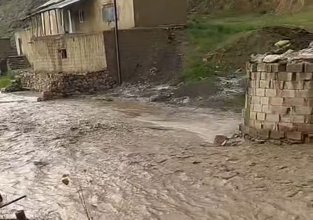 baskalede saganak sonucu sel meydana geldi 3 Fb29CYL5