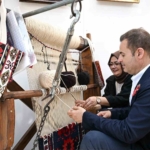 baskan-akin-balmek-kurslari-beldelere-ve-kirsala-yayilacak-YliNdpl8.jpg