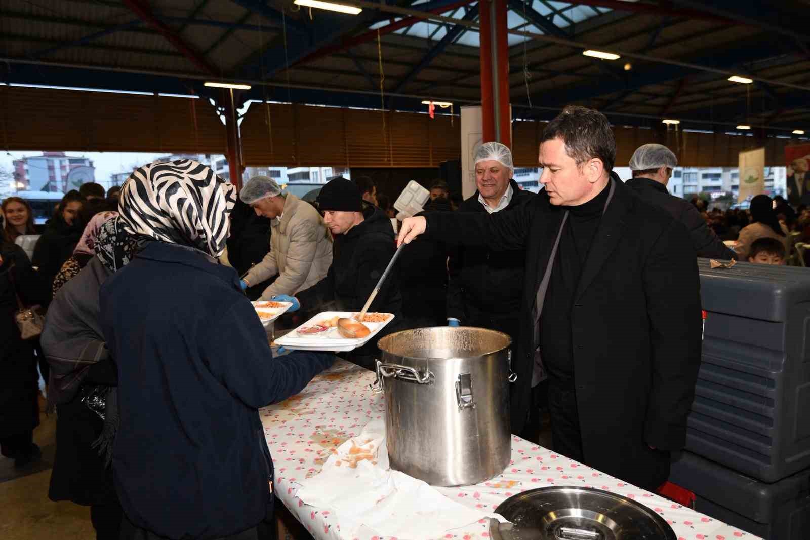 baskan aydin hamitlerde gonul sofrasinda vatandaslarla bulustu 1 3yb57Ubw