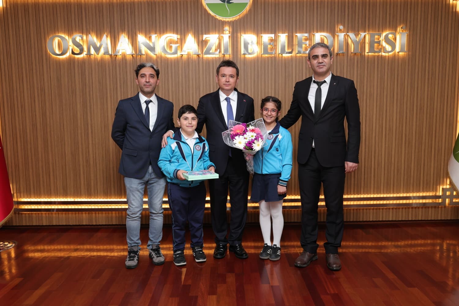 baskan aydin koltugu cocuklara birakti 5 vR58W1cl