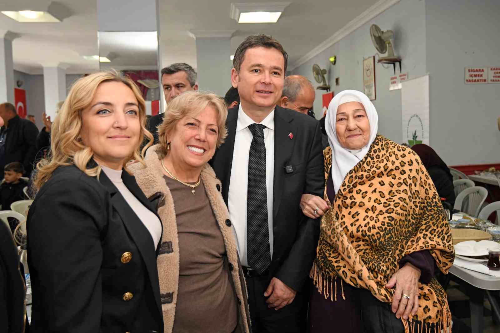 baskan aydin sirameselerde vatandasin nabzini tuttu 2 kAR8EqKm