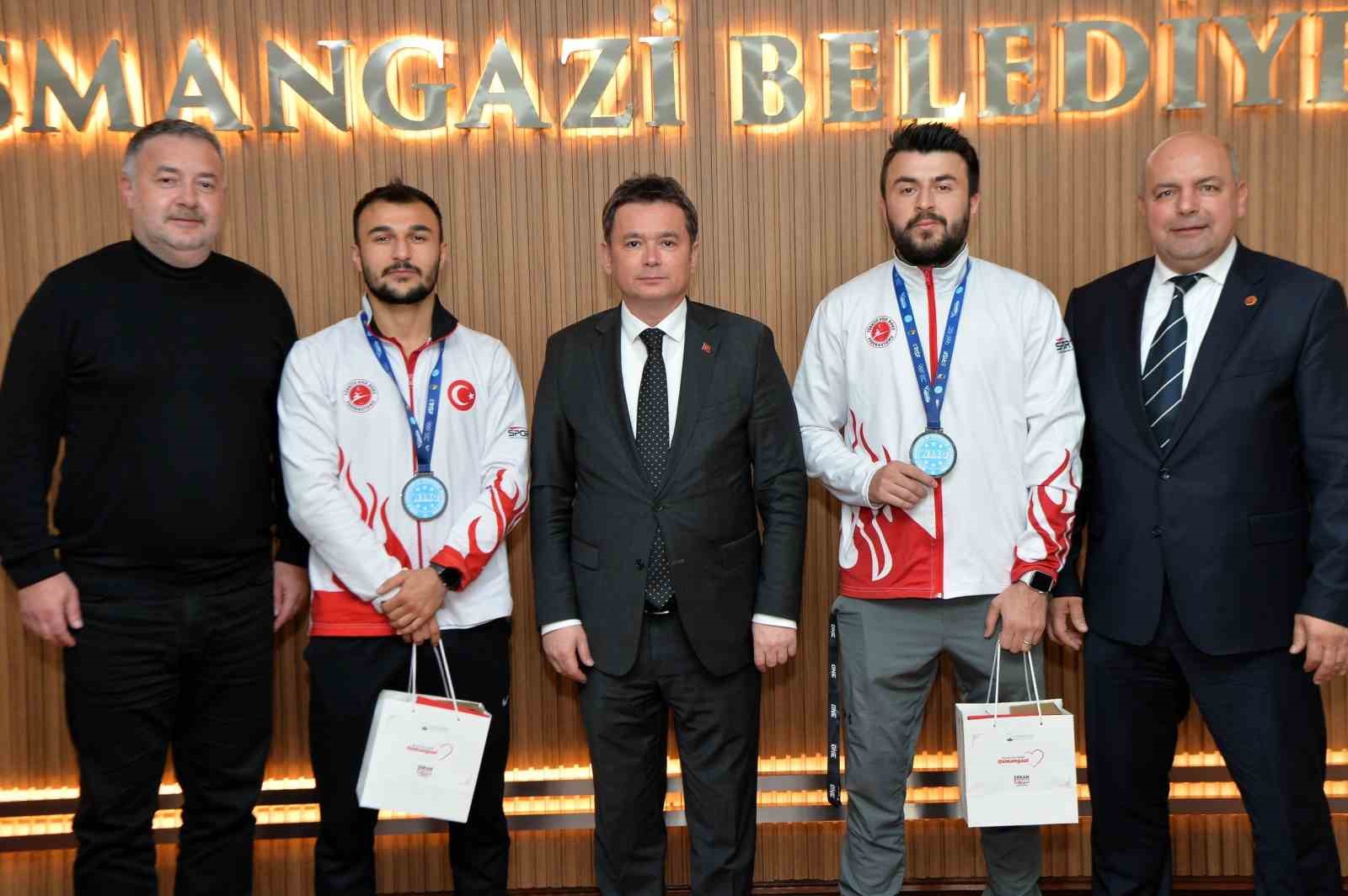 baskan aydin tarihi basari yakalayan kardesleri agirladi 1 19f6MR9F