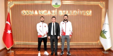baskan-aydin-tarihi-basari-yakalayan-kardesleri-agirladi-8iF7uAjQ.jpg