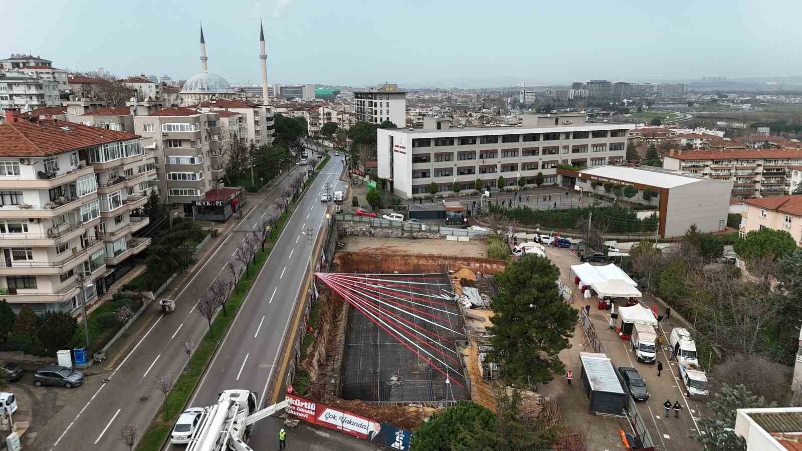 baskan aydindan osmangaziye cifte hizmet 2 YwrgWBM3