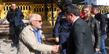 baskan-aydinin-cuma-duragi-caglayan-mahallesi-VbQr5BOu.jpg