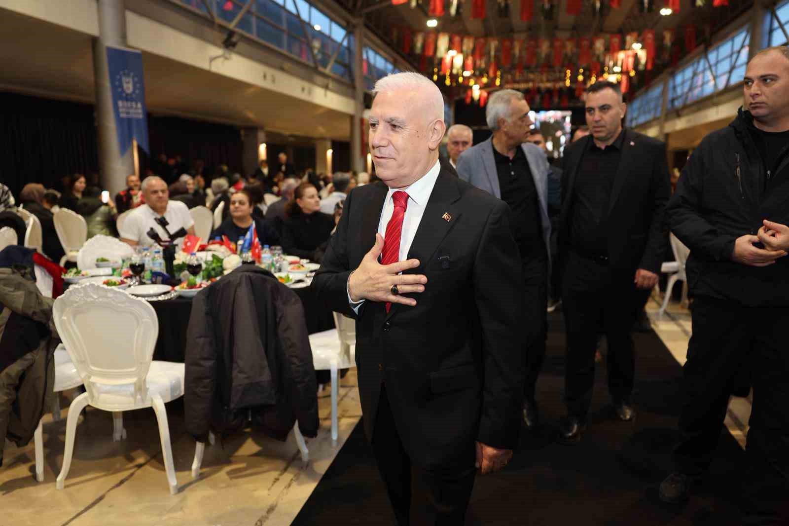 baskan bozbey bu millet sizlere her zaman minnettar 0 rawHyRjd