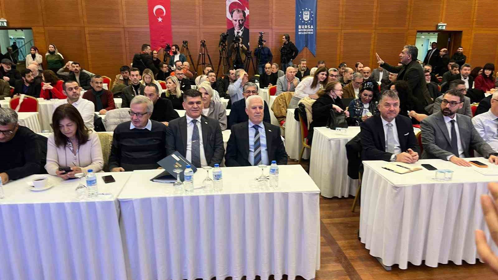 baskan bozbey bursa buyuksehir belediyesinin guncel borcunu acikladi 3 2NvBu11A