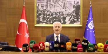 baskan-bozbey-bursayi-gelecege-hazirliyoruz-S75aUN9U.jpg