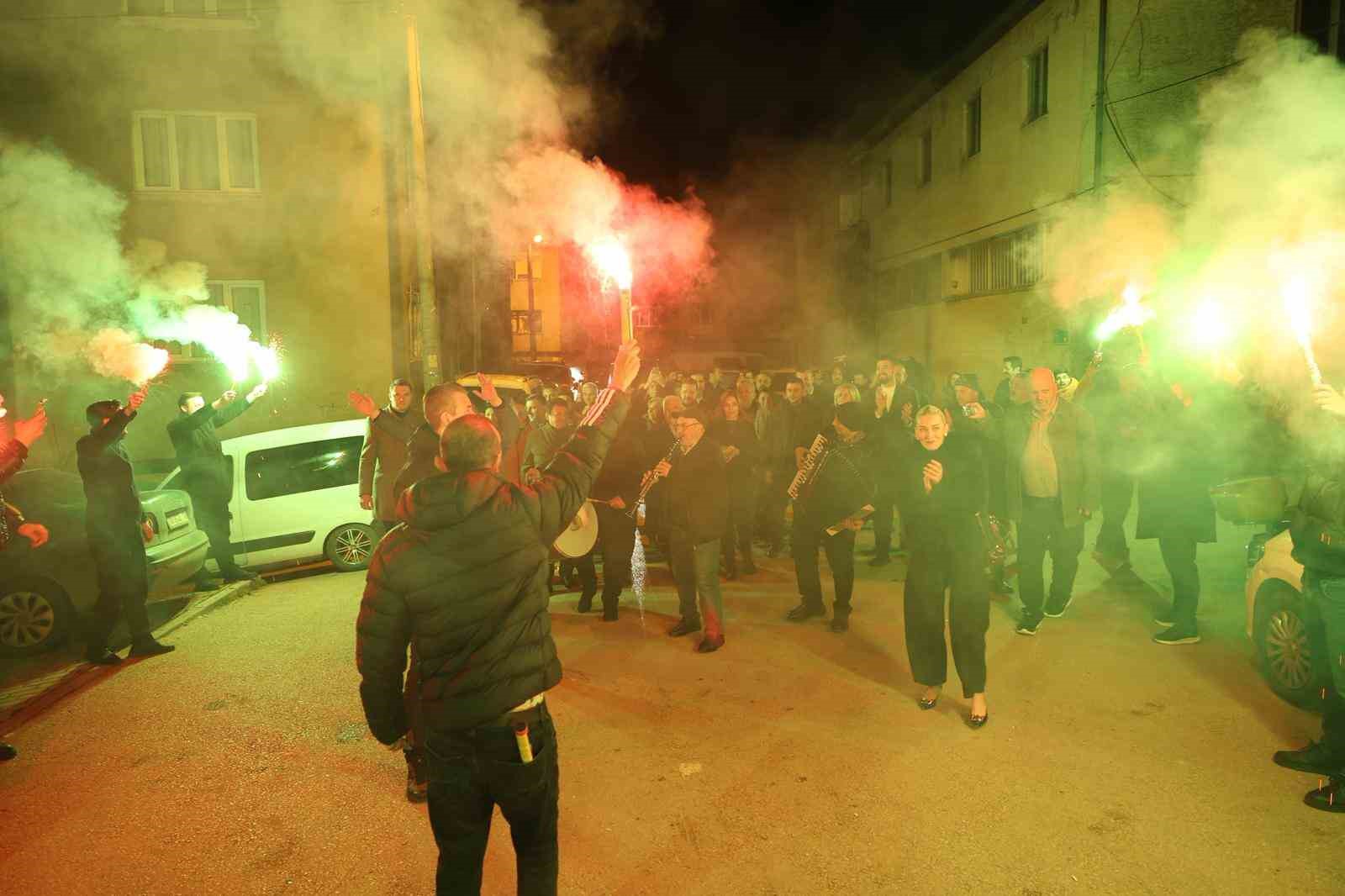 baskan bozbey ile sahurda asirlik gelenek 0 KWE8bIae