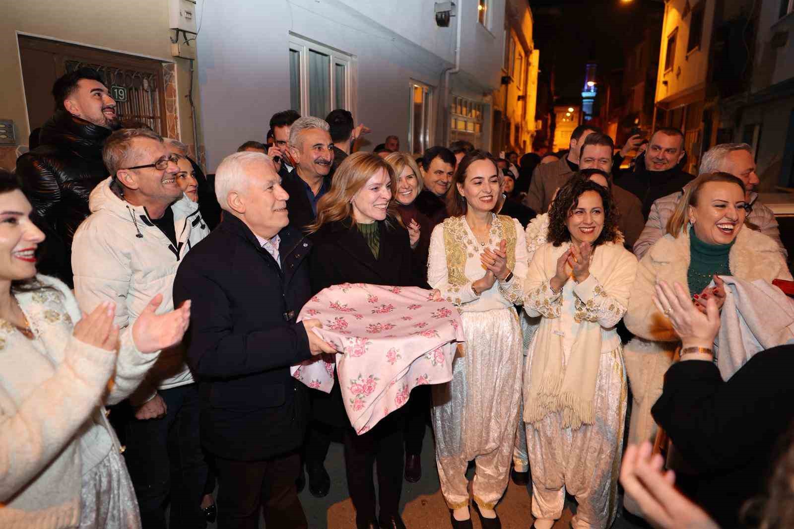 baskan bozbey ile sahurda asirlik gelenek 2 FjZEzLYP