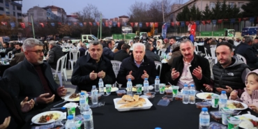 baskan-bozbey-paylasma-duygusunu-arttiriyoruz-XBgIdUB4.jpg