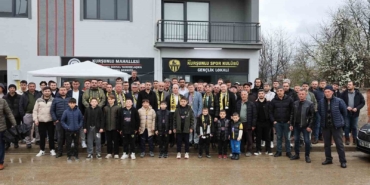 baskan-bozbeyden-inegole-futbol-sahasi-mujdesi-Y6CnZ6qa.jpg