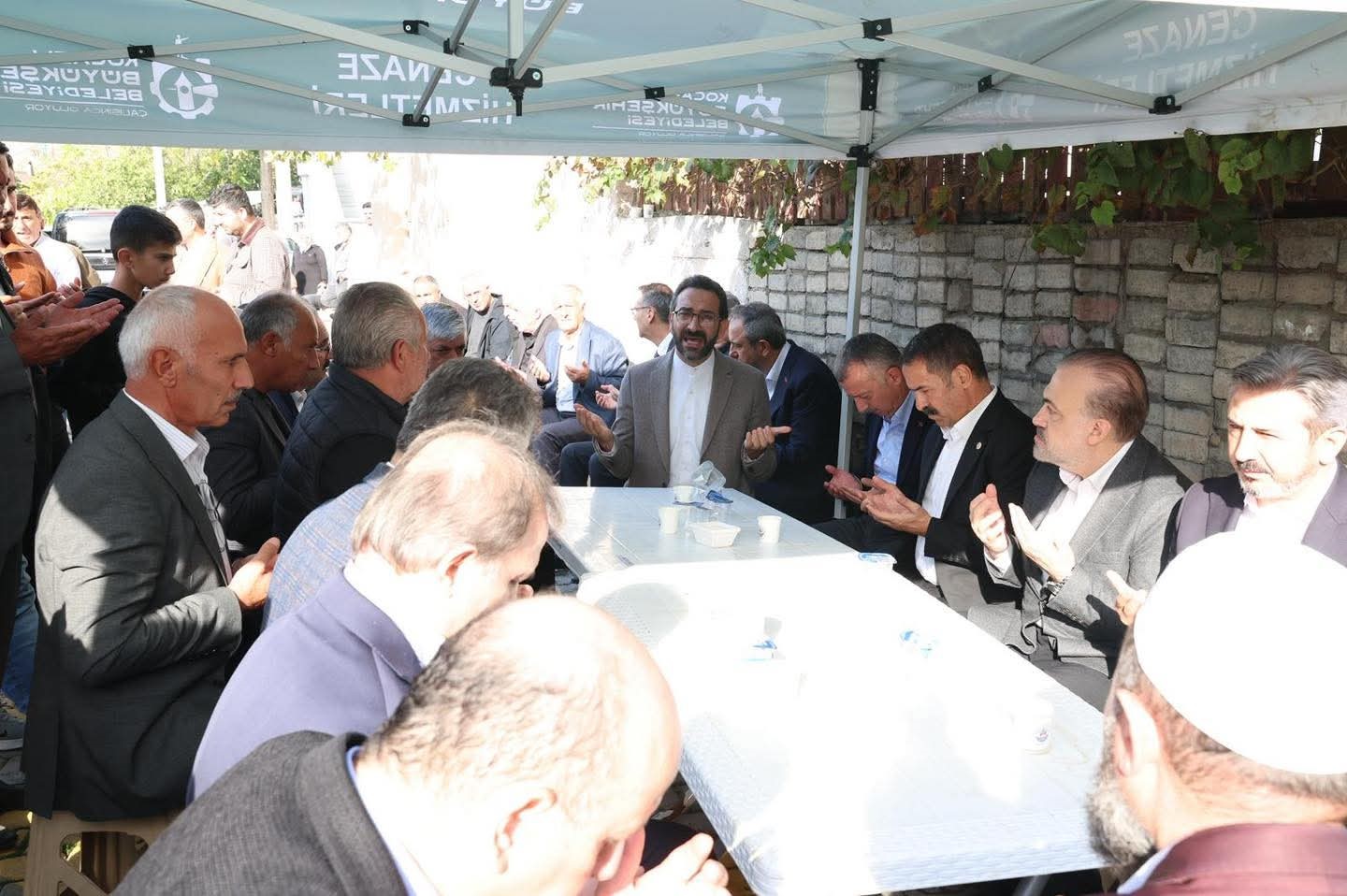 baskan buyukakindan acili ailelere taziye ziyareti bu aci hepimizin 1 njvf1RQ6