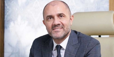 baskan-dincerin-sosyal-medya-paylasimi-tartisma-konusu-oldu-A3cYkjrq.jpg