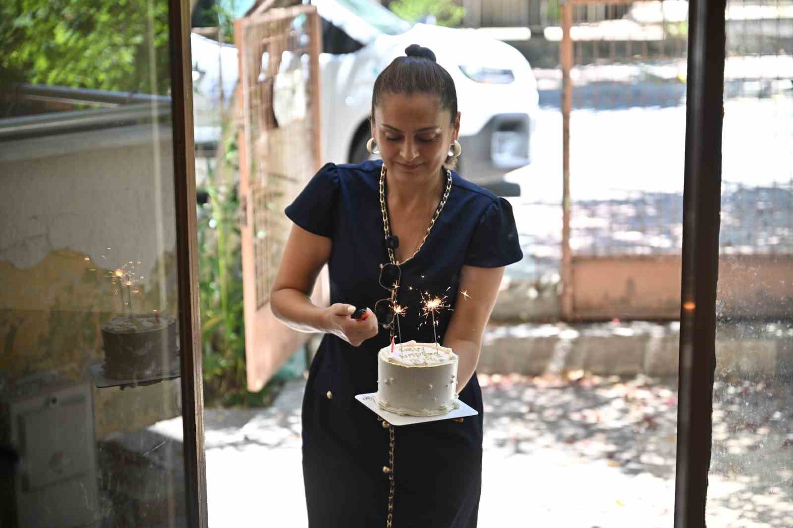 baskan dutlulu minik minanin bisiklet hayalini gerceklestirdi 0 2JFshtcQ