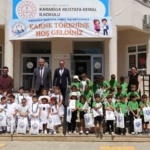 baskan-elbi-sozunu-tuttu-karabigada-cocuklar-cok-mutlu-oldu-u8eIKM24.jpg
