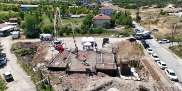baskan-er-temel-atma-toreninde-beton-dokumunu-durdurdu-RXVZxArZ.jpg