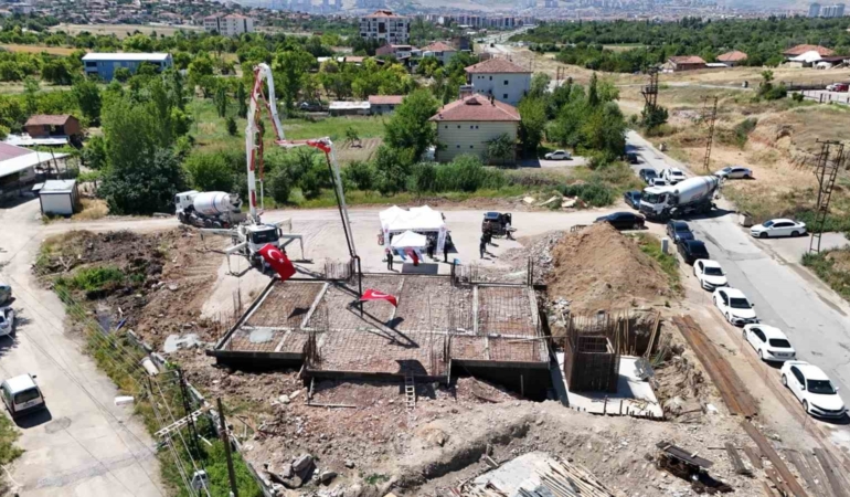 baskan-er-temel-atma-toreninde-beton-dokumunu-durdurdu-RXVZxArZ.jpg