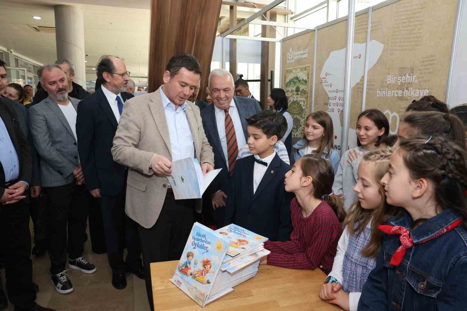 baskan erkan aydin bursa 23 kitap fuarinda cocuk yazarlarla bulustu 1 ZfpzkUgl
