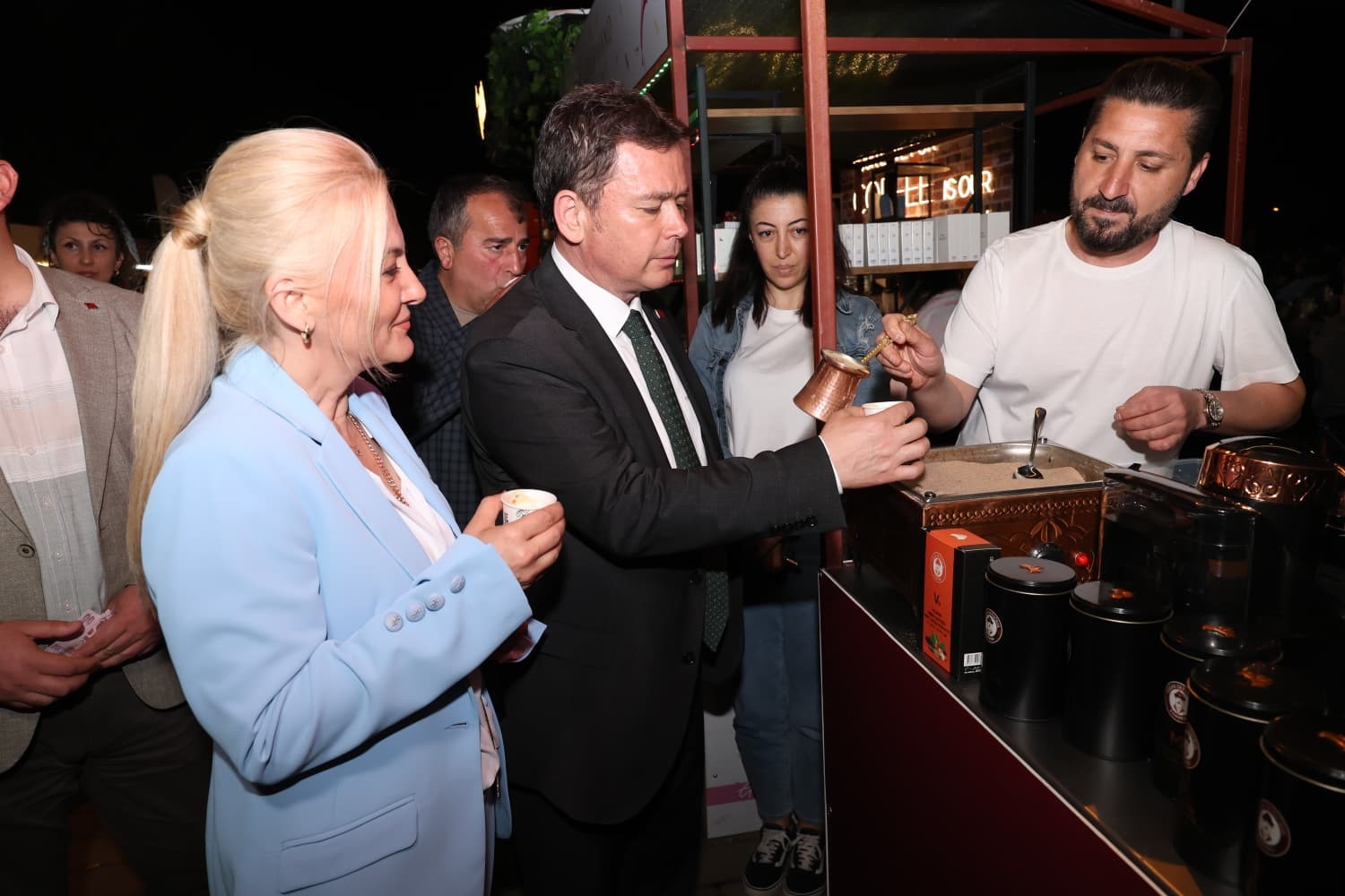 baskan erkan aydin kahve ve muzik tutkunlariyla bir araya geldi 0 AIz2cTt1