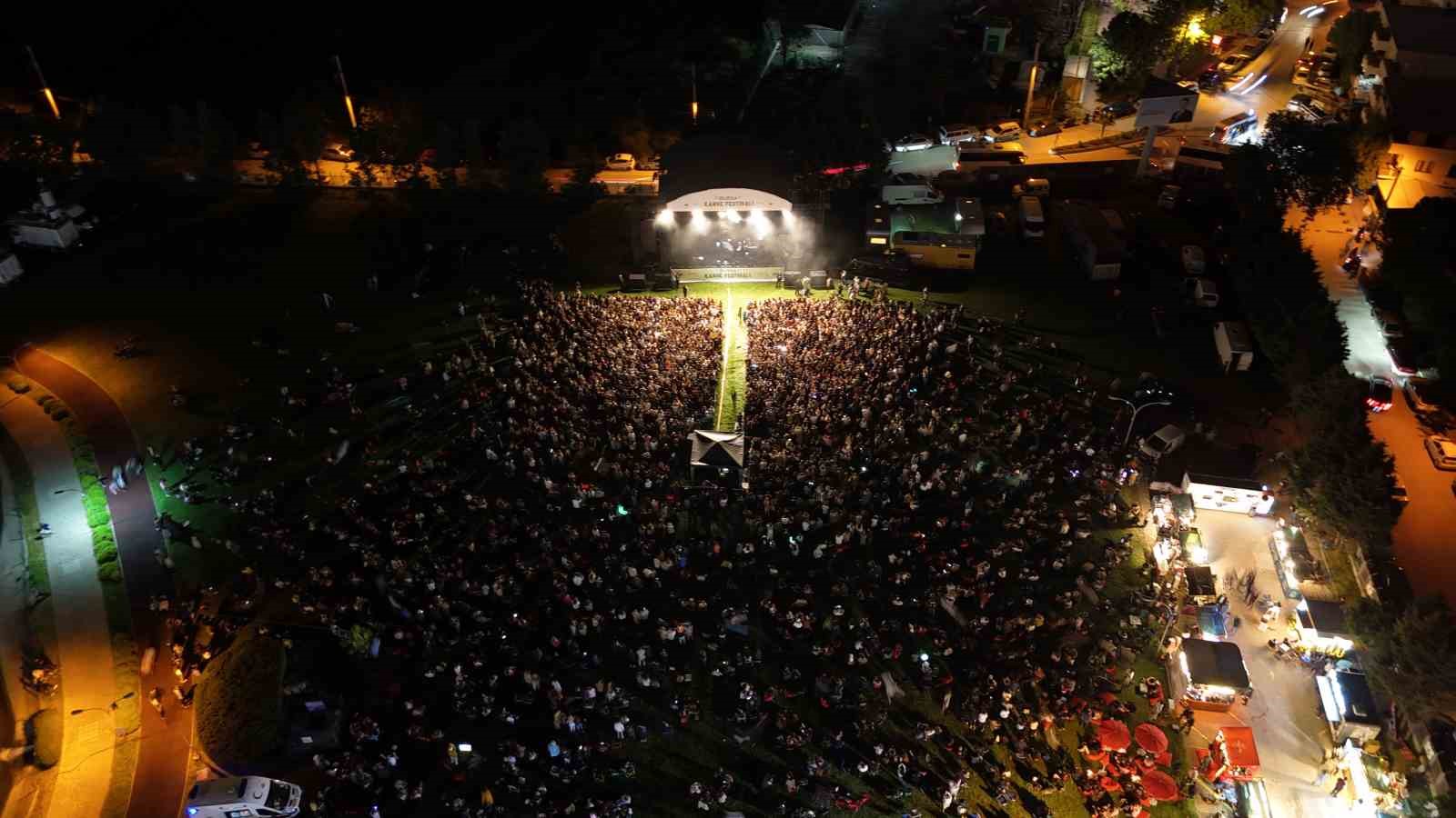 baskan erkan aydin kahve ve muzik tutkunlariyla bir araya geldi 1 F9CaVZ2J