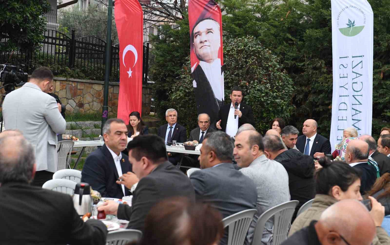 baskan erkan aydindan 15 yilda 35 mahalle bulusmasi 0 fAmYAe9E