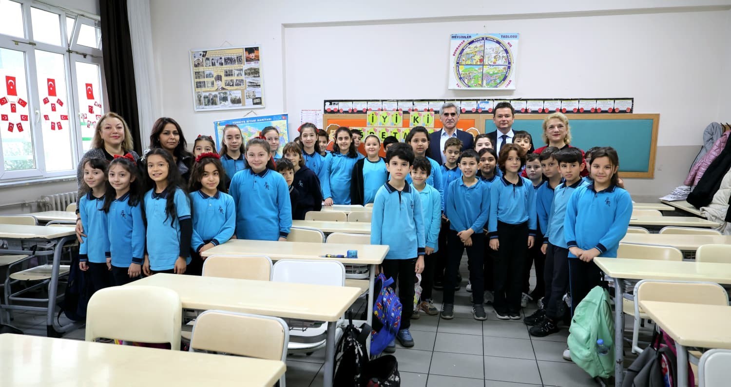 baskan erkan aydindan ogretmenleri unutmadi 1 FEL1OgdF
