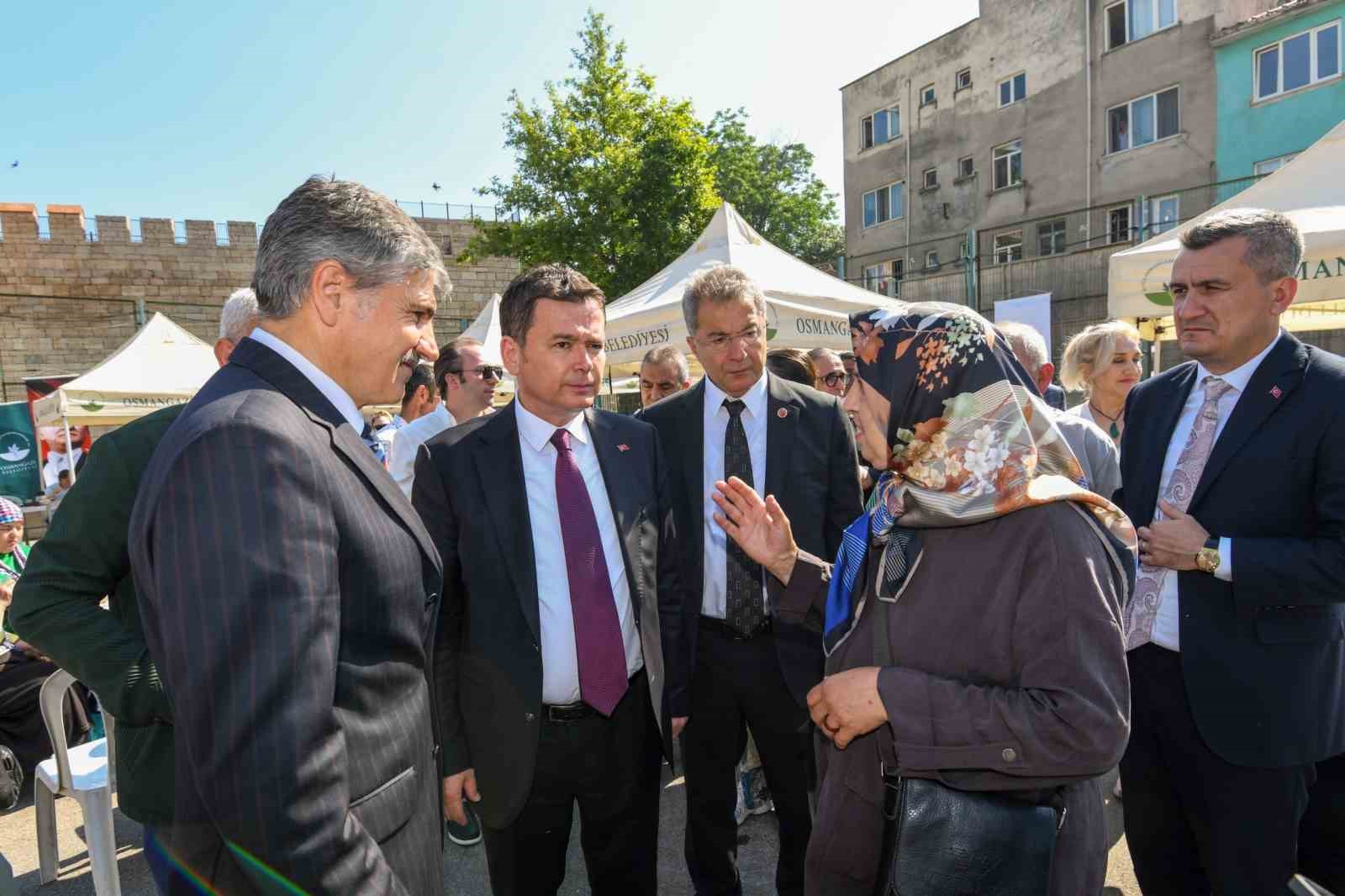 baskan erkan aydindan talep ve onerilere yerinde cozum 3 XKKI49hO