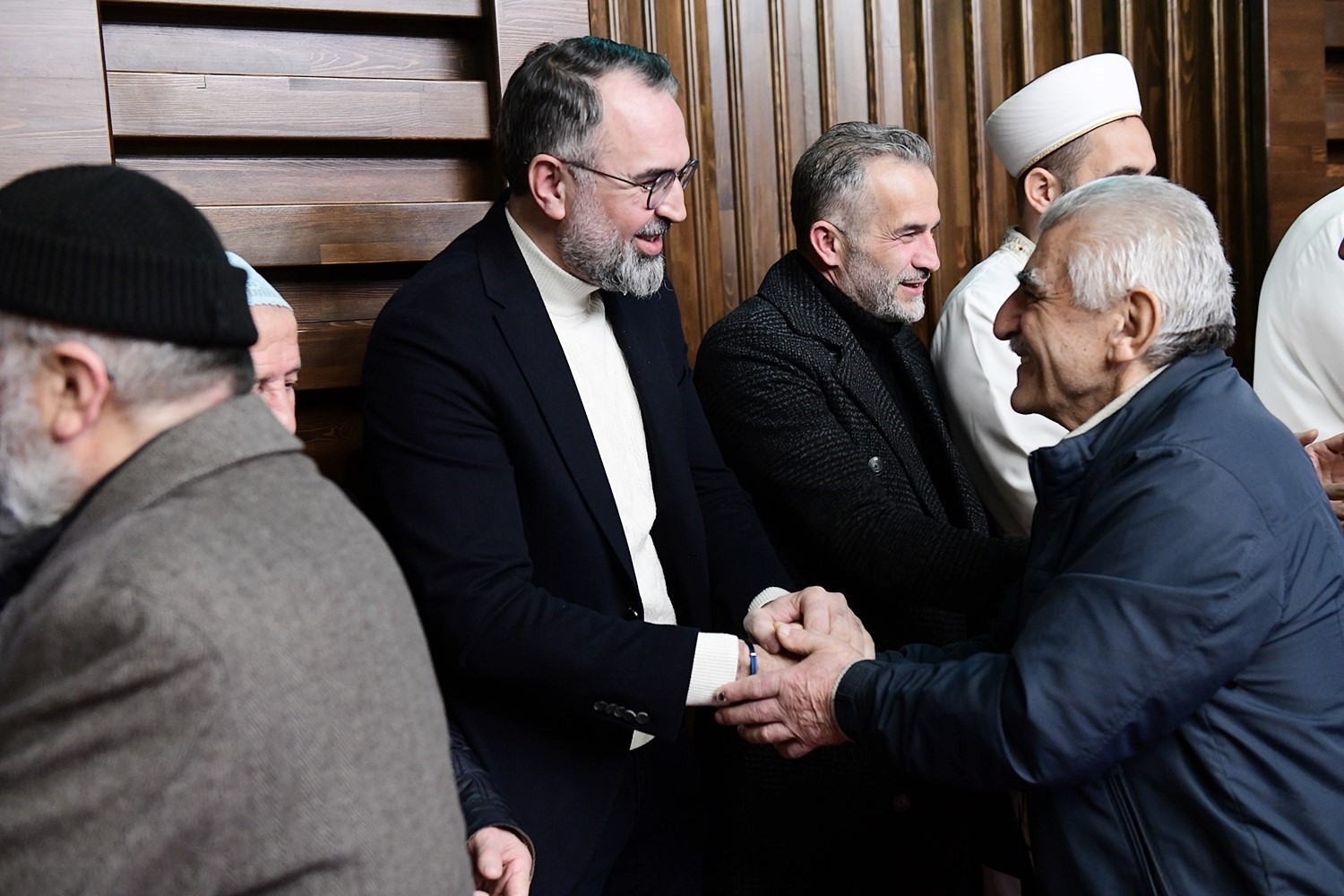 baskan erol bayramda her kapida her gonulde 0 bN3UlROf