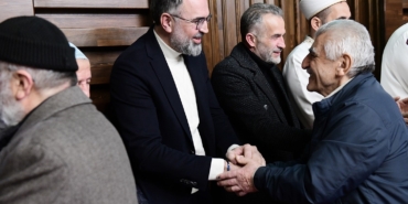 baskan-erol-bayramda-her-kapida-her-gonulde-2FeZHijO.jpg