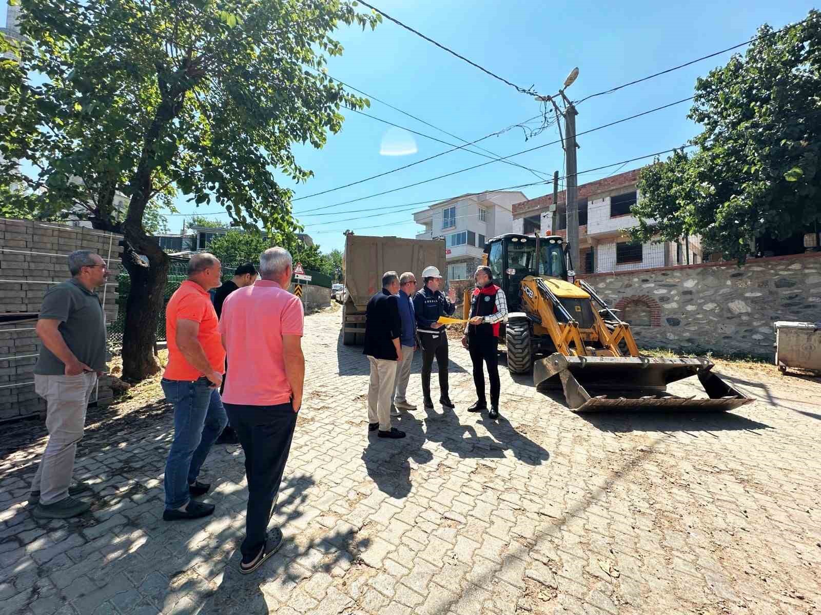 baskan erol burhaniye mahallesindeki dogalgaz calismalarini yerinde inceledi 1 v1DR1LzP