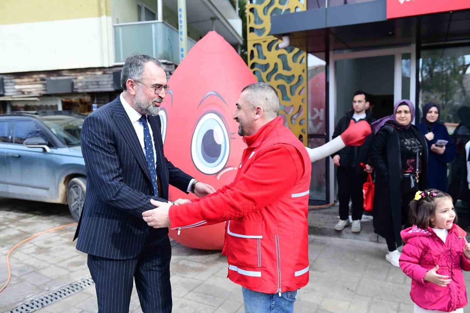 baskan eroldan anlamli hareket bir unite kan bir hayat 2 DcVXpHrs