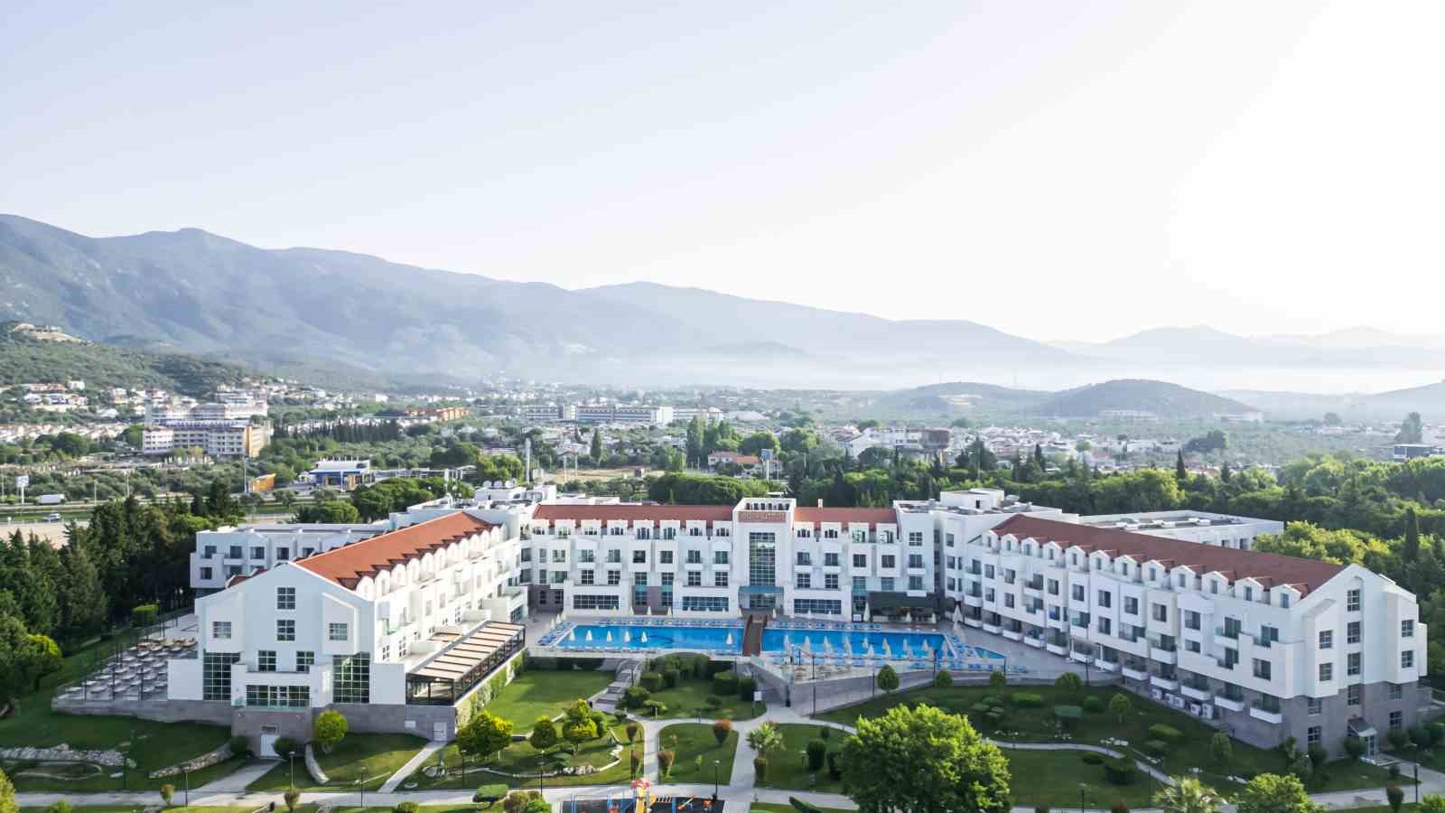 baskan ertas otellerimizde ciddi bir doluluk var 3 pqN4F27L