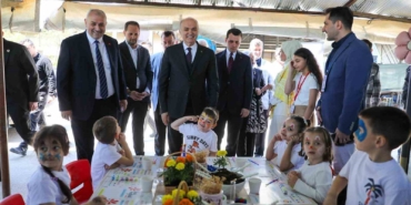 baskan-faruk-ozlu-egitim-bizim-birinci-onceligimiz-zZnbgGuQ.jpg