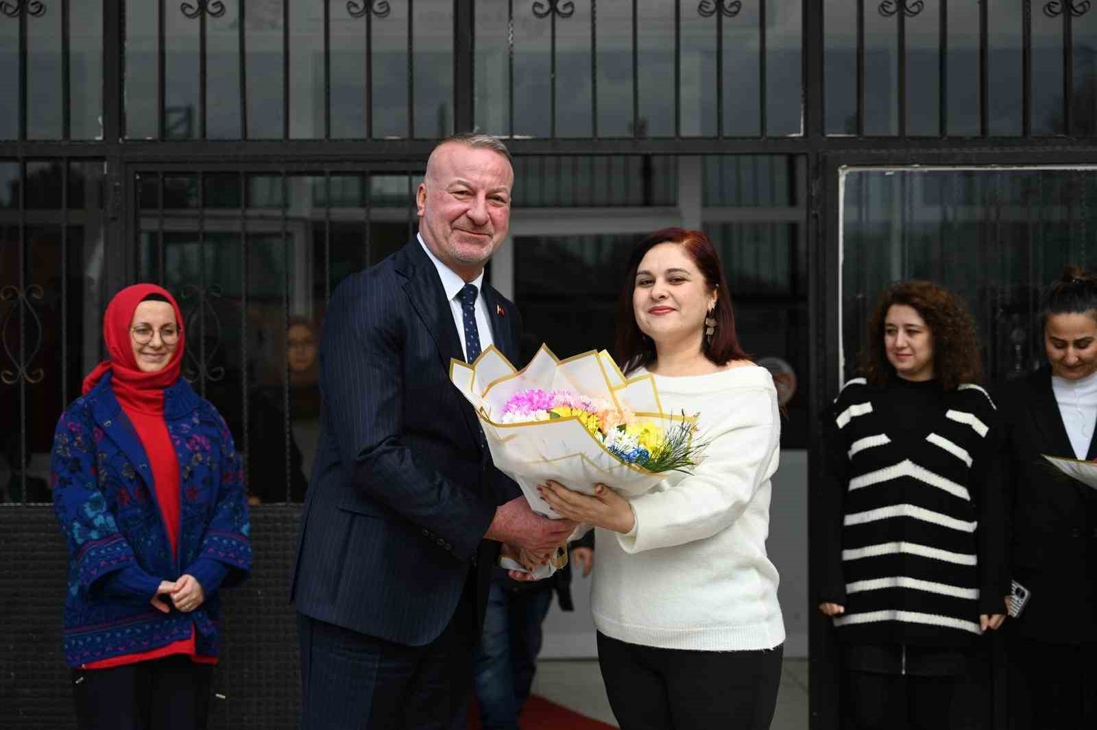 baskan karabatidan egitime tam destek 1 feqm486M