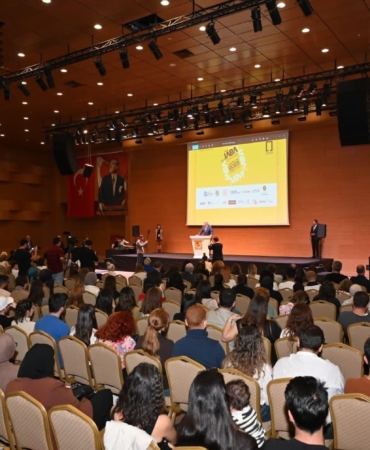 baskan-kocagoz-antalyanin-gecmisine-sahip-cikan-ve-gelecegini-dusunen-bir-vizyonun-bulusmasina-hep-beraber-VmH99PB4.jpg