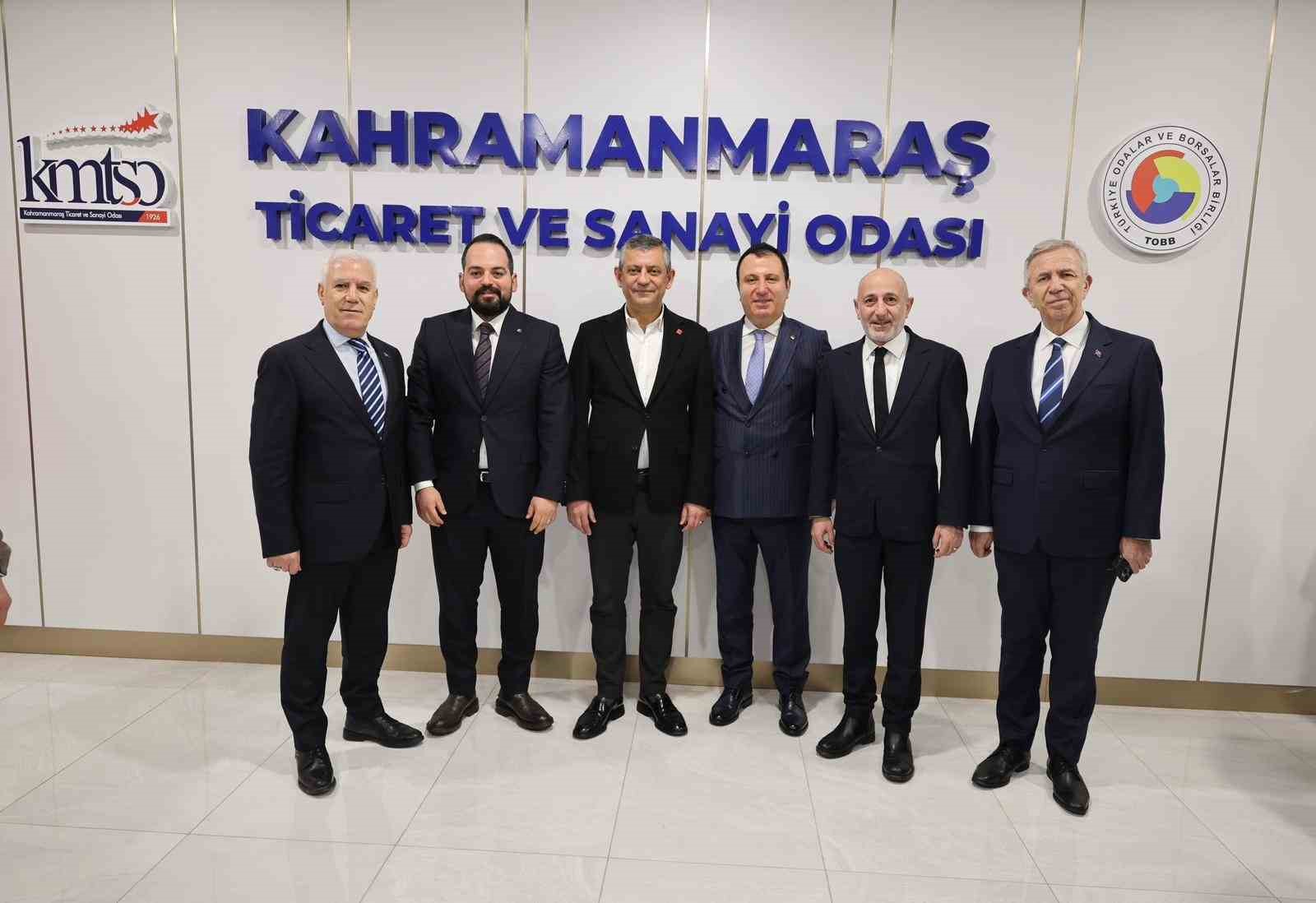baskan mustafa bozbeyden deprem bolgesine ziyaret 4 jATFyrFs