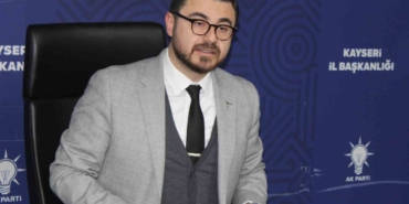 baskan-okandan-kocasinan-bulvari-isminin-elitas-bulvari-olarak-degistirilmesi-kararini-mustafa-elitas-kabul-etmedi-vHzgEaHK.jpg