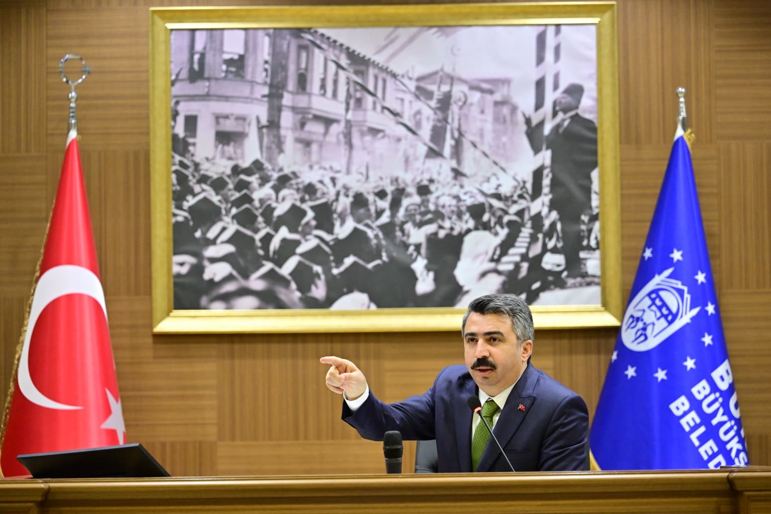 baskan oktay yilmaz sahin biba bursaya hayirli olsun 1 DEhDp62h