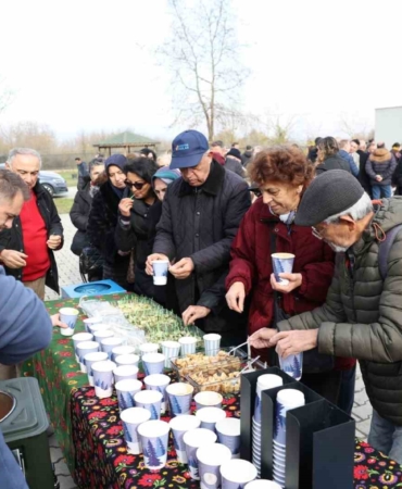 baskan-ozdemir-topragi-koruyan-kentler-gelecegini-guvence-altina-alir-pT2EPpXz.jpg