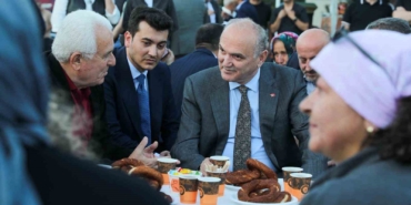 baskan-ozlu-biz-vatandasin-ayagina-gidiyoruz-j6PeIl9d.jpg