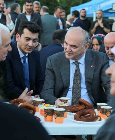 baskan-ozlu-biz-vatandasin-ayagina-gidiyoruz-j6PeIl9d.jpg
